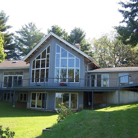 Bedford Nuance Naturist B&B 외부 사진